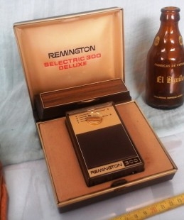 Afeitadora antigua  marca Remington. Preciosa pieza de colección