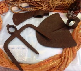 Colección viejos aperos del campo (tres herramientas diferentes)