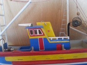 Barco pesquero. Maqueta artesanal. Años 70