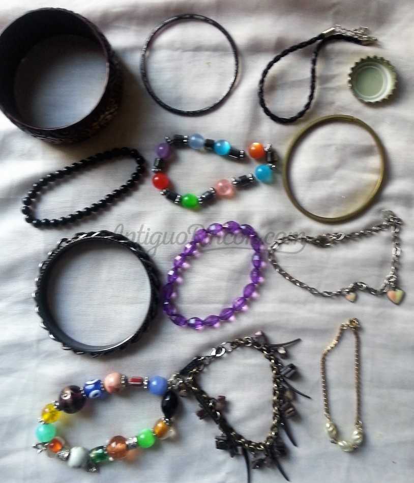 Pulseras vintage. Colección 12 unidades. Preciosas