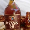 Brandy Byass 96, Vieja botella llena. Timbre de 4 pesetas.