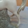 Caballo. Escultura en porcelana. Fabricada en España