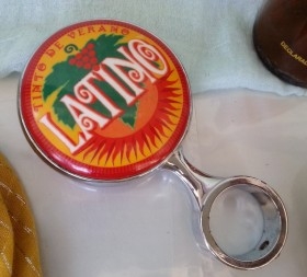 Anilla cabecera de columna cervecera. Marca Latino.