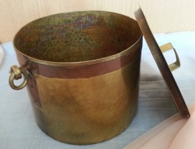 Caldero vintage. Olla en cobre.