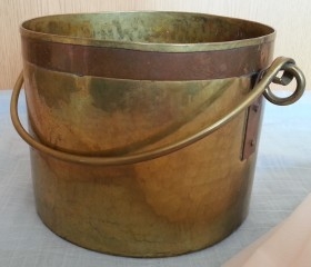 Caldero vintage. Olla en cobre.