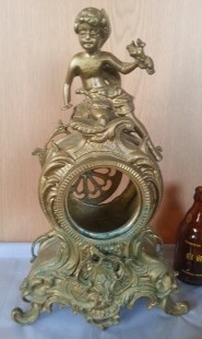 Carcasa de reloj de bronce. Para piezas, decoración o restauración