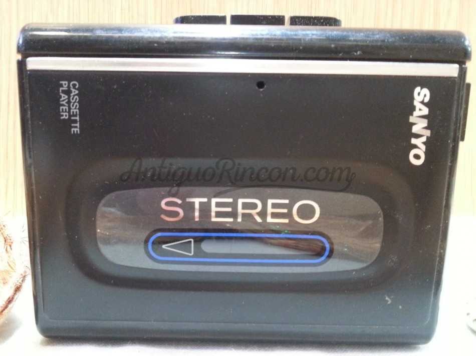 Mini-cassette marca SANYO. Años 80