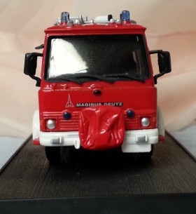 Coche de Bomberos. Modelo escala 1:50.