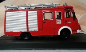 Coche de Bomberos. Modelo escala 1:50.