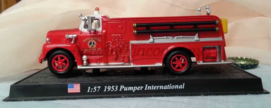 Camión de Bomberos. Modelo escala 1:57.