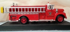 Camión de Bomberos. Modelo escala 1:57.