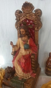 Corazón de jesús. Viejito. Año 1952. Casi 2 kg. Buena pieza de colección.