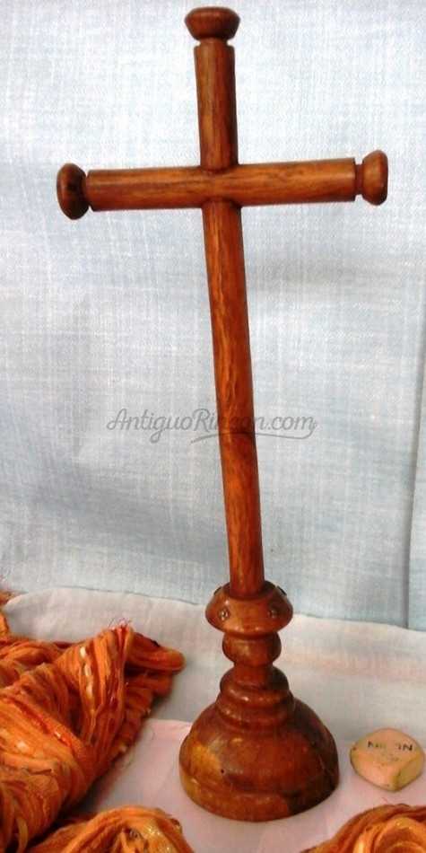 Crucifijos - Cristos - Calvarios - Cruces Crucifijos - Cristos - Calvarios - Cruces