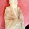 Figura en alabastro de anciano chino.