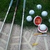 Palos de golf viejos. Conjunto de 3 palos y 6 pelotas de golf. Old golfers