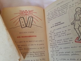 Libro año 1.947 ESTILO DE VIDA MILITAR y Catecismo de 1.947