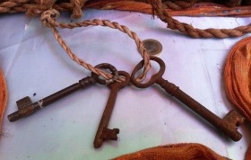 Colección de viejas llaves originales.
