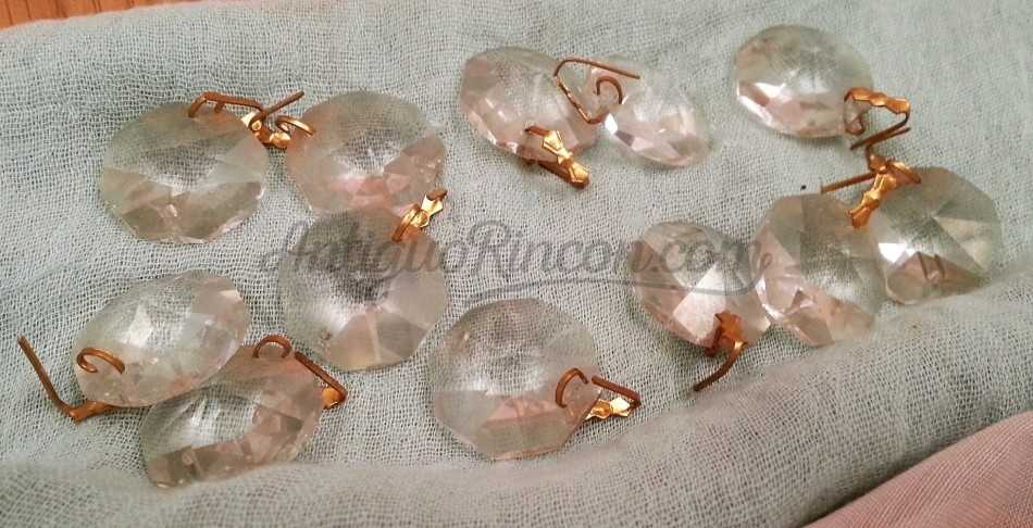 Cristales de lámparas antiguas. Lote de 12 piezas. Para reutilizar o decorar. Cristales de lámparas antiguas. Lote de 12 piezas. Para reutilizar o decorar.