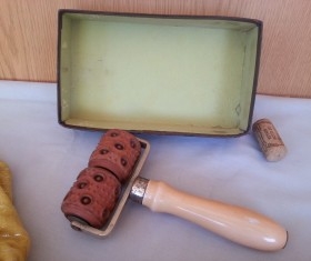 Rodillo de masaje antiguo. Punkt-roller. Antique massage rolls.