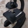 Microscopio eléctrico de 100x a 900x. Funcionando. Años 90