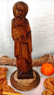 Talla vieja de moises. Artesanal. Noble madera. Moses old size. Craft. Wood
