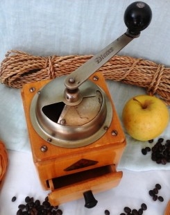 Molinillos de café y Pimienta - Ralladores de alimentos