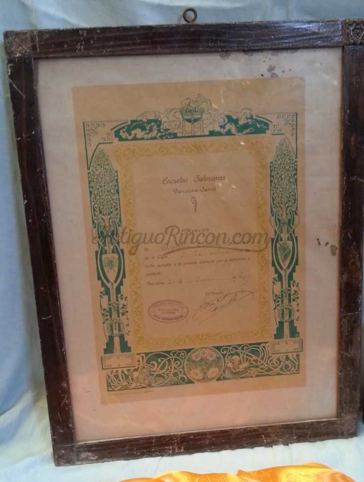 Mención. Diploma de Escuela Salesiana. Año 1949.