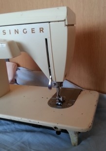 Máquina de coser Singer. Muy vieja