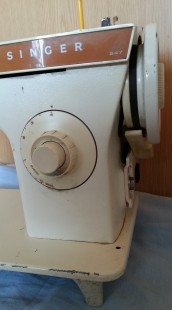 Máquina de coser Singer. Muy vieja