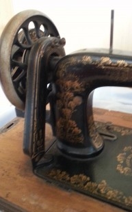 Máquina de coser antigua marca Frister & Rossmann.