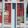 Torno de control de paso. Enorme máquina para control de paso de personas.