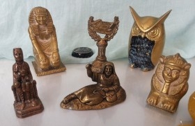 MIniaturas en bronce. 6 objetos variopintos.