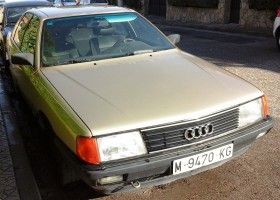 Audi 100 22 e