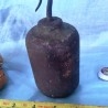 Pesa antigua de gran reloj antiguo. 2,3 kg.