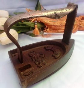 Vieja plancha de hierro.