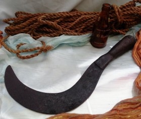 Podón de hierro. Antiguo apero de labranza.