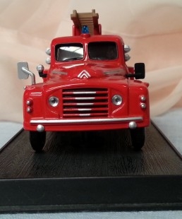 Camión de Bomberos. Modelo escala 1:50.