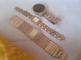 Relojes de pulsera. Lote de 3 relojes para piezas y recambios. Decoración. Bisutería fina