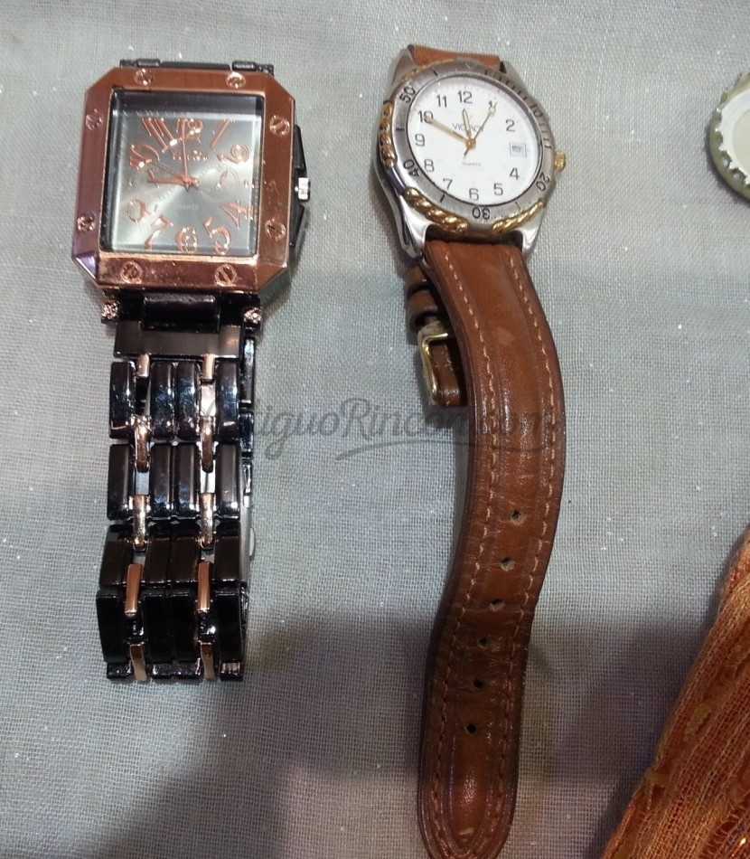 Relojes para piezas y recambios. 2 unidades.