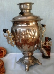 Samovar viejo. Eléctrico. Origen alemán.