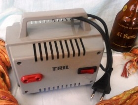 Transformador 125/220 nuevo a estrenar. Marca TRQ