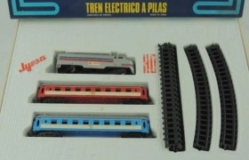 TREN JYESA ELECTRICO A PILAS EN SU CAJA RENFE ESCALA H0.