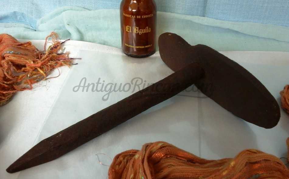 Yunque de zapatero antiguo. Pieza original.