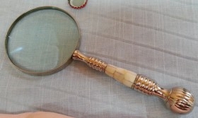 Lupa vintage. Años 70. Magnifying glass