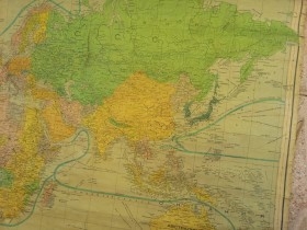 Mapa del Mundo. Años 60. Origen búlgaro.