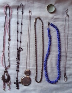 Collares  vintage. Lote de  6 piezas diferentes.