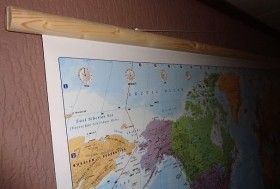 Mapa en cartel antiguo. De vieja escuela. Año 1.952. Mapa Continentes.