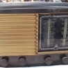 Radio de válvulas antigua. Marca INVICTA. Precioso objeto años 60-70