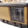 Radio de válvulas antigua. Marca INVICTA. Precioso objeto años 60-70