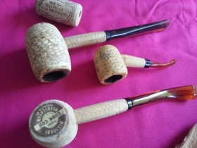 Pipas antiguas. Conjunto de 3 unidades. Set of old pipes.